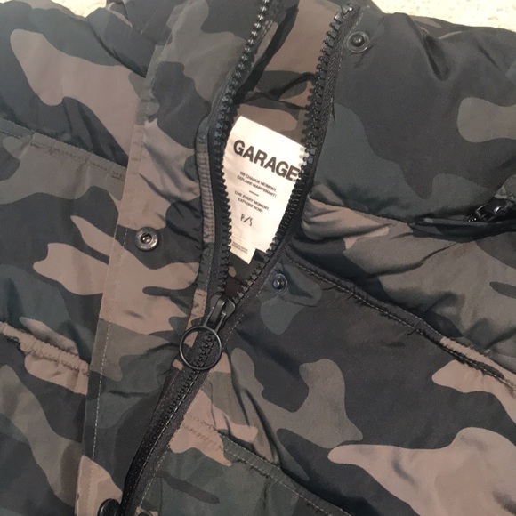 NEW Garage camo puffer - Picture 7 of 11